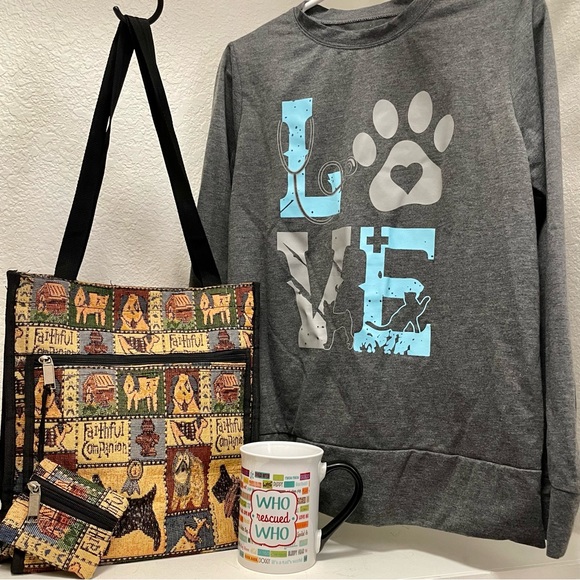 Who Rescued Who 🐾 Pet Lover Tee-Tote-Mug BUNDLE 🐕 - Picture 1 of 7